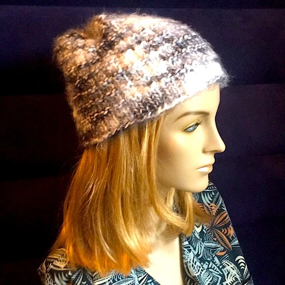 Handmade Knit Hat and Scarf Set main image 4